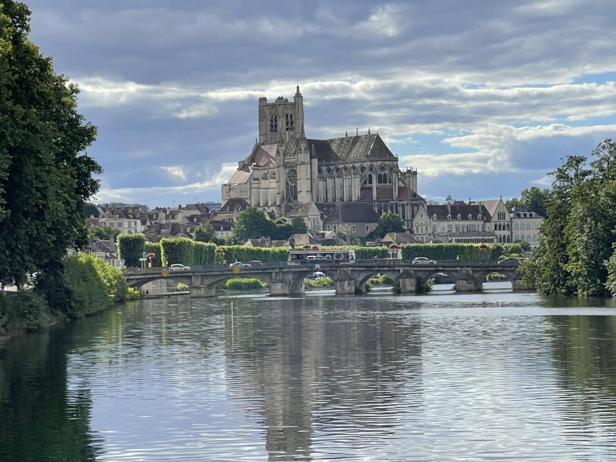 Apartmán Le Pigeonnier Centre Historique Auxerre Exteriér fotografie